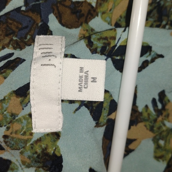 J.Jill Leaf Design Top with Button Detailing Down Back 3/4 Sleeve Earthy M - Picture 4 of 8